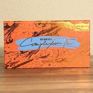 Alamar brighten and bronzer trio